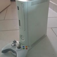 فروش XBox360 اسلیم با دو دسته|کنسول، بازی ویدئویی و آنلاین|تهران, استاد معین|دیوار