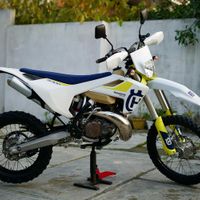 اندرو هاسکوارنا ۳۰۰ ۲زمانه ktm|موتورسیکلت|تهران, میدان ولیعصر|دیوار