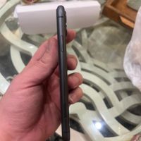 اپل iPhone 11 ۱۲۸ مشکی و اپل واچ se (gen2)|موبایل|تهران, زعفرانیه|دیوار