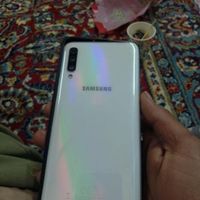 سامسونگ Galaxy A70 با حافظهٔ ۱۲۸ گیگابایت|موبایل|تهران, بلوار کشاورز|دیوار