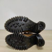 کفش نیم بوت برند محشر Dr Martens اورجینال ۴۱/۴۲|کیف، کفش، کمربند|تهران, درکه|دیوار