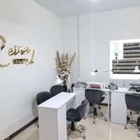 استخدام ناخنکار حرفه ای مسلط به پودر و ژل|استخدام درمانی، زیبایی، بهداشتی|تهران, نیلوفر|دیوار