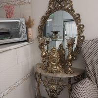 اینه شمعدان برنجی همراه با ساعت رومیزی|آینه|تهران, عبدل‌آباد|دیوار