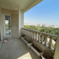 ویو-ابدی-باغ-پنجره-قدی-تکمیل-لوکس-سه-خواب