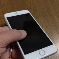 اپل iPhone 8 ۶۴ گیگابایت|موبایل|تهران, شهرک راه‌آهن|دیوار