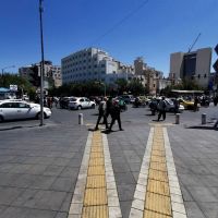مغازه-حاشیه-خیابان-شیرازی-نزدیک-حرم