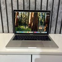 لپتاپMacBookاپل‌نسل۸ core i7تاچ‌بار صفحهRetina|رایانه همراه|تهران, میرداماد|دیوار