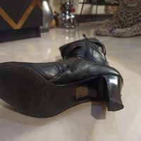 کفش پوست ماری براق و یک جفت بوت پاشنه دار مجلسی|کیف، کفش، کمربند|تهران, باغ فیض|دیوار