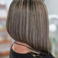 خدمات و آموزش تمام رشته های آرایشگری بهترین نرخ|خدمات آرایشگری و زیبایی|رشت, معلم|دیوار