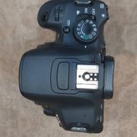 دوربین نیمه‌حرفه‌ای عکاسی Canon 700D شات پایین|دوربین عکاسی و فیلم‌برداری|تهران, شهران شمالی|دیوار