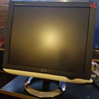 مانیتور ۱۷ اینچ LG و کیبورد در حد نو|قطعات و لوازم جانبی رایانه|تهران, نواب|دیوار