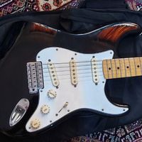 گتار الکتریک fender jimi hendrix signature|گیتار، بیس، امپلیفایر|تهران, وردآورد|دیوار