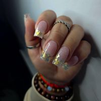 آموزش و کاشت ناخن لمینیت ژلیش ناخن|خدمات آرایشگری و زیبایی|رشت, معلم|دیوار