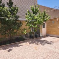 113متر-دوخوابه-همکف-حیاط-اختصاصی-جابرانصاری