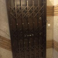 حفاظ اکاردیونی محافظ درب آپارتمان با قفل توکار|مصالح و تجهیزات ساختمان|تهران, خانی‌آباد|دیوار