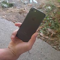 اپل iPhone 7 با حافظهٔ ۱۲۸ گیگابایت|موبایل|تهران, شریف‌آباد|دیوار