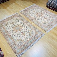 فرش جفت ذرع نیم تبریز زمینه کرم حاشیه سدری|فرش|تهران, آذربایجان|دیوار