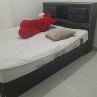 تخت و تشک و میز ارایش|تخت و سرویس خواب|رودهن, |دیوار