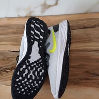 کتونی کفش نایک نایکی اورجینال سایز ۴۸ nike|تجهیزات ورزشی|تهران, شوش|دیوار