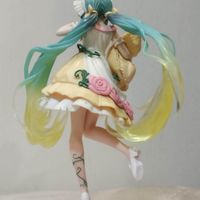 اکشن فیگور  hatsune miku با بالشت|اسباب‌‌بازی|تهران, دهکده المپیک|دیوار