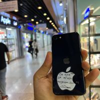 Iphone se 2022 128|موبایل|تهران, شیخ هادی|دیوار