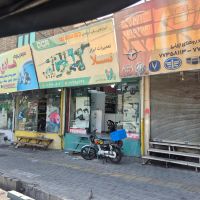 مغازه-بر-خیابان-احسان