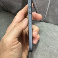 اپل iPhone 5 با حافظهٔ ۱۶ گیگابایت|موبایل|همدان, |دیوار