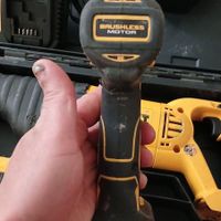 دریل پیچ گوشتی اره افقی بر شارژی دیوالت Dewalt|ابزارآلات|تهران, فیروزآبادی|دیوار