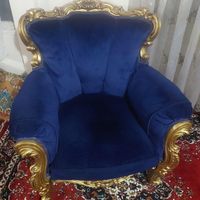 مبل سلطنتی 7نفره سالم عکس خود مبل با میز عسلی|مبلمان خانگی و میز عسلی|تهران, امام حسین(ع)|دیوار
