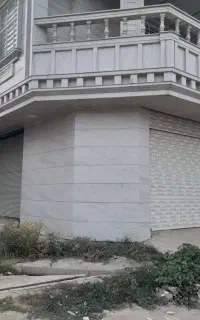 مغازه ۱۰۰متری