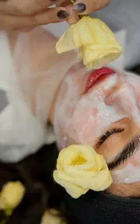 ارائه خدمات زیبایی با تخفیفات ویژه از دستش ندید