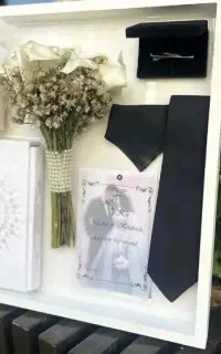 قاب دسته گل عروسی و نوزاد