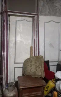 سه عدد درب اتاق سالم سالم همراه با چهار چوب
