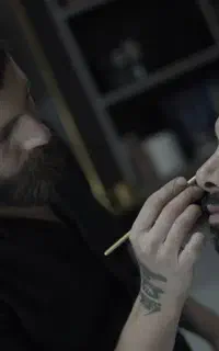 ارایشگاه مردانه گریم داماداصلاح مو مردانه وکراتینه