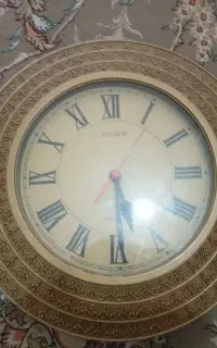 ساعت دیواری