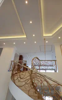 خدمات برق صنعتی و اداره وساختمان