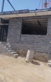 خانه نیمه کاره ننله