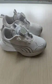 کفش کتونی بچه گانه نوهستش