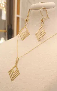 نیمست (بدون اجرت)