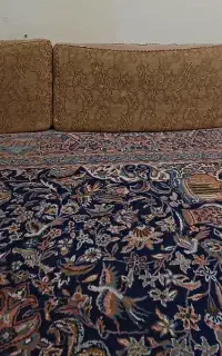 *۹ عدد پشتی*