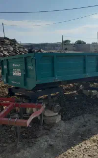 تریلی چهار چرخ پنج تن خشک