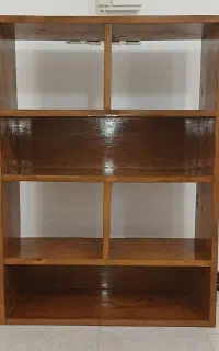 کتابخانه و قفسه چوبی نراد بسیار نو و تمیز