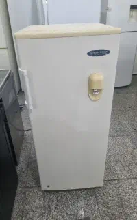 یخچال فریزر ۹ فوت آبسردکن دار خارجی