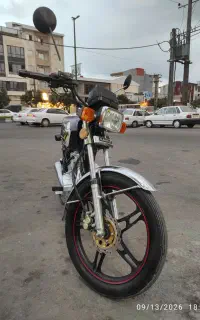 موتور همتاز 200