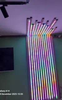 نور پردازی کابینت  سفید افتابی رنگی