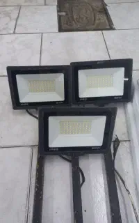 پروژکتور ال‌ای‌دی ۵۰ وات مهتابی سنگر