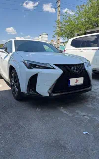 لکسوس UX250F