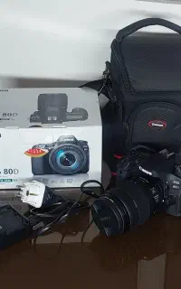 دوربین canon80d