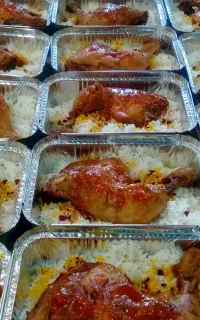 غذای بیرون بر و سالن