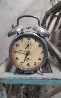 ساعت کوکی قدیمی
